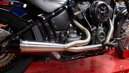 m8 softail exhaust