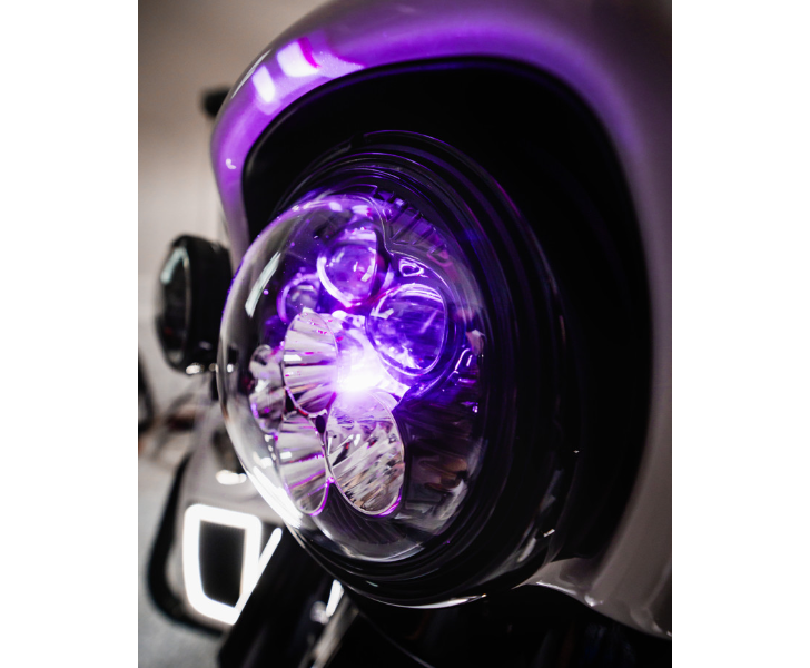 thumbnail interactive-video image 1 of 7 Inch LED Projector Headlight Kit For Harley Road King Street Glide FLHXS – Chrome, 6000K, Direct Replacement 1 of 6