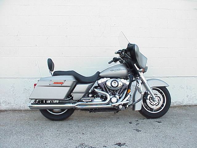 D&D - D&D Fat Cat 2 into 1 Chrome Back Cut Louvered Baffle 95-08 Touring