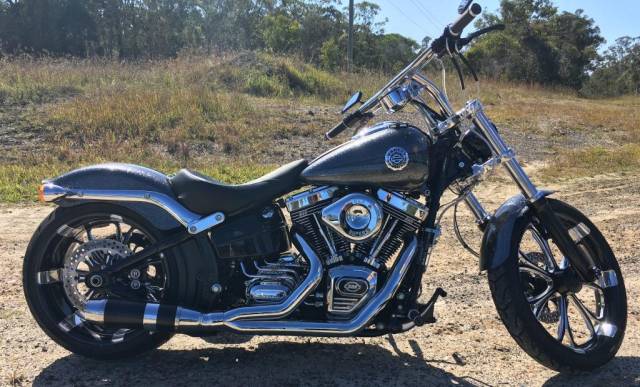 D&D - D&D Bob Cat Upswept 2 into 1 Chrome with Carbon Fiber Sleeve 13-17 Softail Breakout