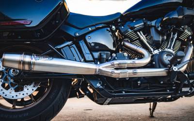 Sawicki Speed Shop - Sawicki Softail M8 2 Into 1 Mid Length Exhaust 